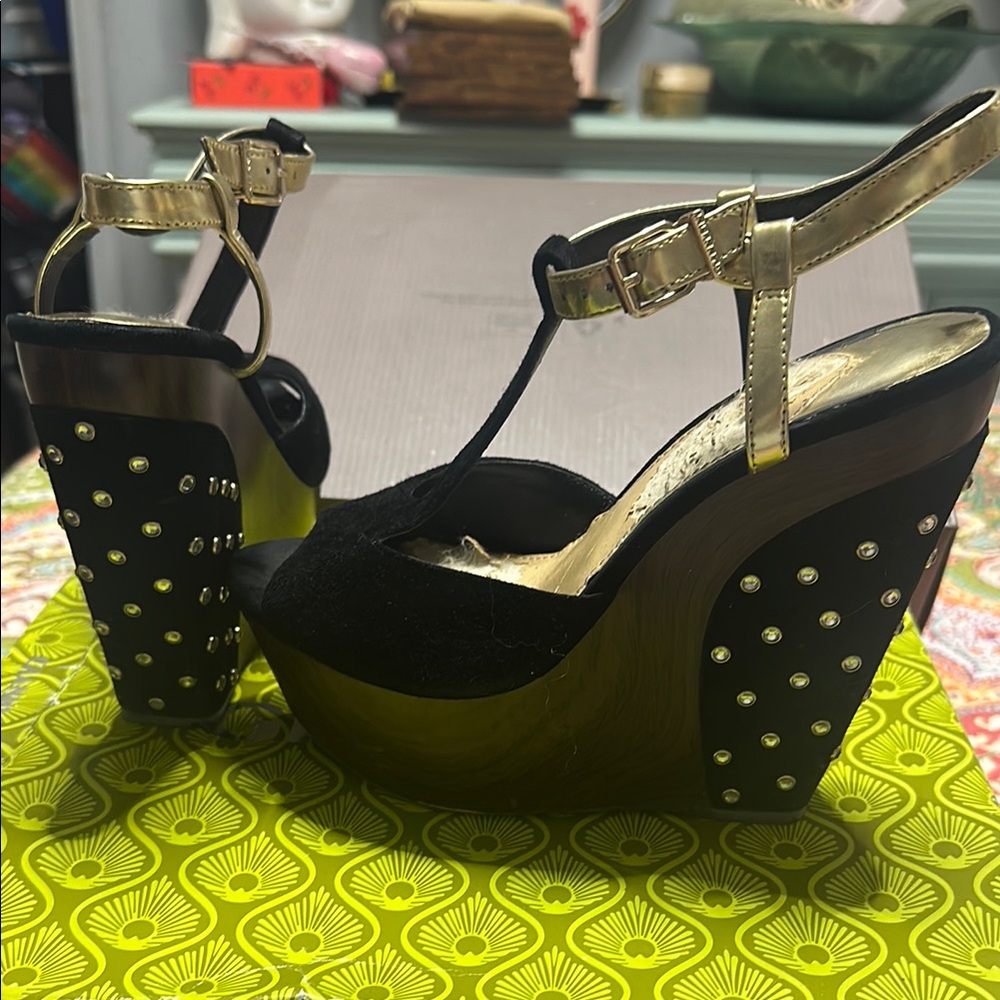 Gianni Bini Elegant Black and Gold polka dot gem Wedge Sandals